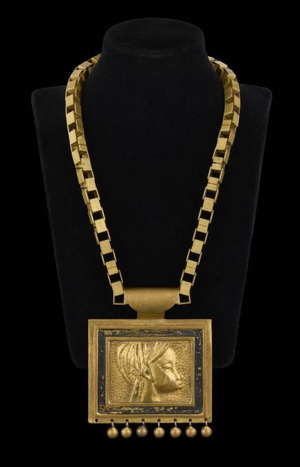 Line VAUTRIN, Escuela francesa (1913-1997).
Joyas:
