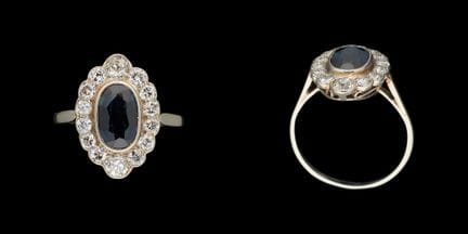 Gioielleria.
Gioiello: Anello in oro bianco imprez