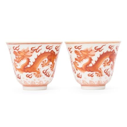 [饮酒文化] 一对中国铁红彩“龙纹”杯