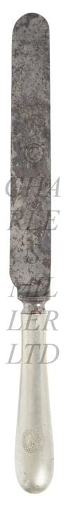 COUTEAU DE TABLE GALVANISÉ PROVENANT DU S.S. TERRA
