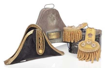 CAPPELLO BICORNO CON GRADINO DELLA ROYAL NAVY APPA