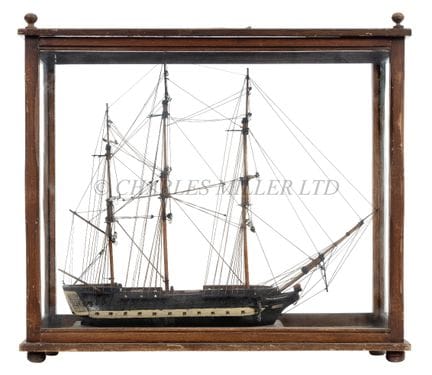 MAQUETTE DE TYPE « CARPENTER », PRÉSENTANT UN INTÉ