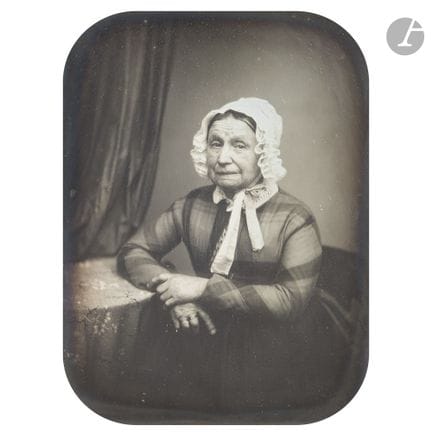 Auguste 
Mrs. Saumont de Sénac, 1853. 
Half-plate 