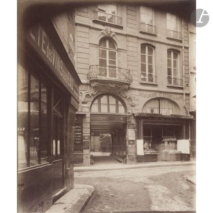 Eugène Atget (1857–1927)
Haus des Historikers Andr