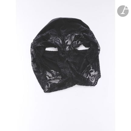 John Batho (1939)
Niqab, Serie „Délices et supplic