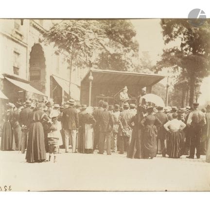 Eugène Atget (1857–1927)
Vorstellung beim Fest der