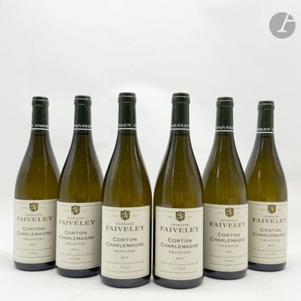 6 B CORTON-CHARLEMAGNE (Grand Cru) (Caja de madera