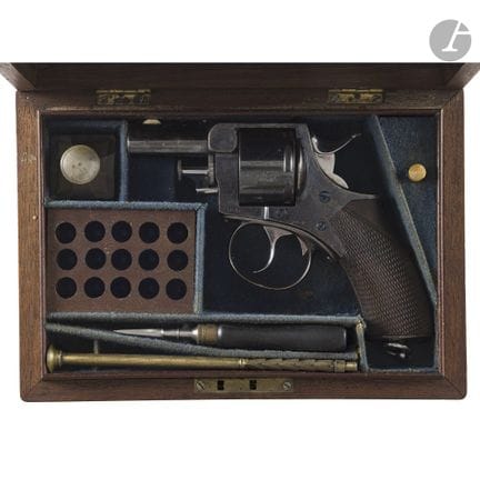 Cofanetto per revolver in rovere impiallacciato co