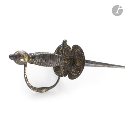 Belle épée de cour.
Fusée à double filigrane d’arg
