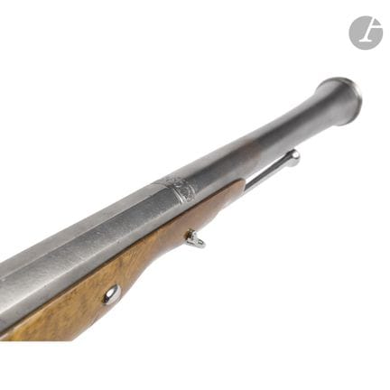 Tromblon a percussione spagnolo.
Canna rotonda con