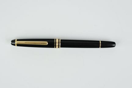 Montblanc, Meisterstück-Füllfederhalter aus schwar