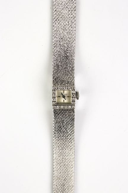 Movado, women's watch in white gold (750), silver 