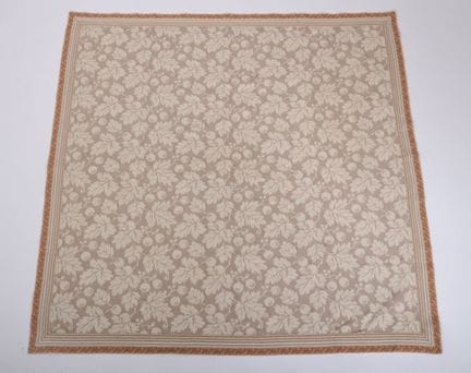 Pierre Frey, nappe en coton beige à décor de feuil