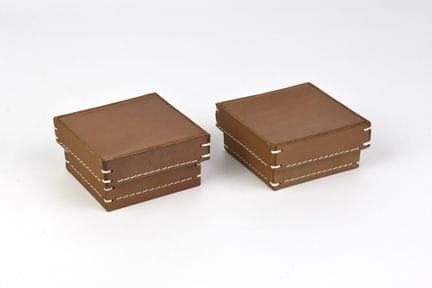 Arte  Cuoio - Italie, deux boîtes carrées en cuir 