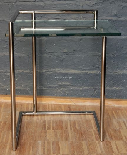 -  镀铬玻璃边桌   55.5 x 39 厘米