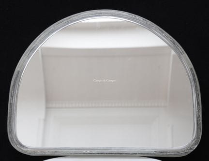 -  半圆形镜面灯，Hillebrand，约1970年   46 × 59 × 8 厘米