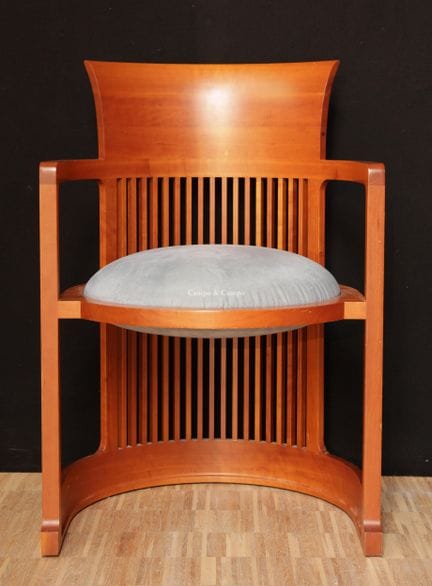BARREL CHAIR   -  'Barrel chair', conçue par Frank