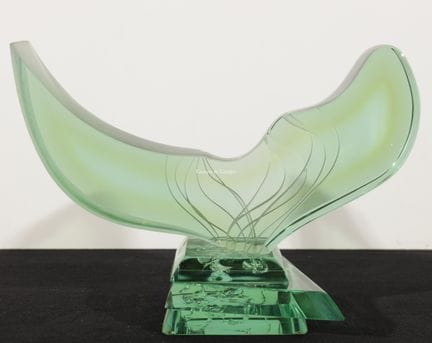 GOMEZ JAVIER 1957  –  Skulptur mit Flügeln  Glas, 