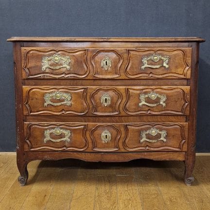 COMMODE with slightly arched front Rhône Valley 18