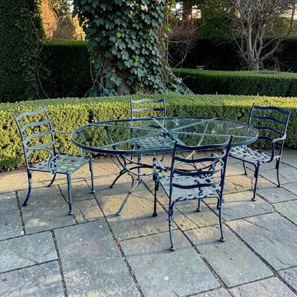 MOBILI DA GIARDINO in stile neoclassico - XX secol