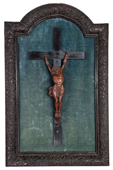 CRUCIFIX PAINTING FEATURING THE LIVING CHRIST, of 