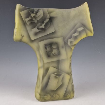 Richard MEITNER (né en 1949)
VASE APLATI
Verre sou