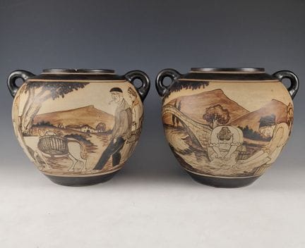 CIBOURE - Période VILOTTE
PAIRE DE VASES GLOBULAIR