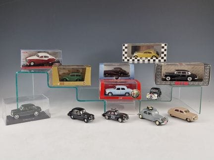 CONJUNTO DE 12 COCHES EN MINIATURA DEL RALLY DE MO