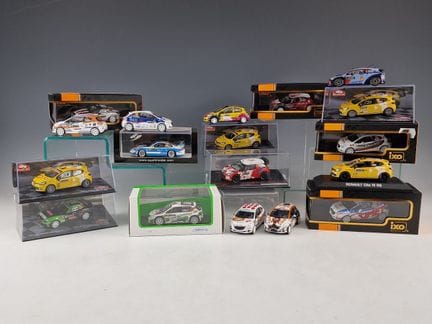 CONJUNTO DE 18 COCHES EN MINIATURA DEL RALLY DE MO
