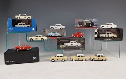 CONJUNTO DE 14 COCHES EN MINIATURA DEL RALLY DE MO