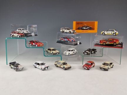 CONJUNTO DE 16 COCHES EN MINIATURA DEL RALLY DE MO