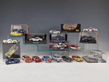 CONJUNTO DE 20 COCHES EN MINIATURA DEL RALLY DE MO