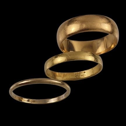 TRES ALIANZAS de la época del siglo XX, de oro de 