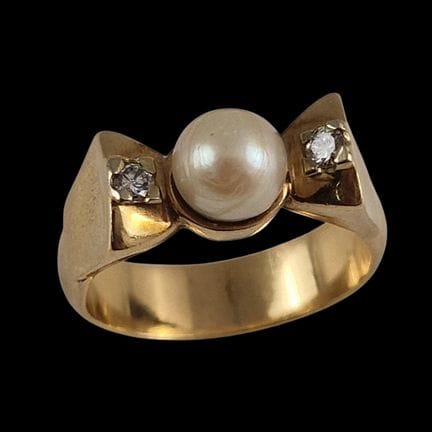 ANILLO CON NUDO, circa 1940, de oro rosa de 750 mi