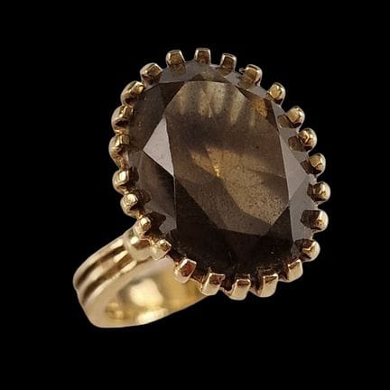 ANILLO DE COCTEL, circa 1970, de oro amarillo de 3