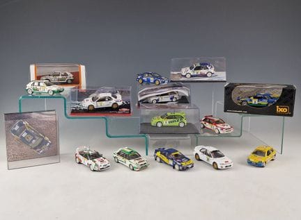 CONJUNTO DE 17 COCHES EN MINIATURA DEL RALLY DE MO