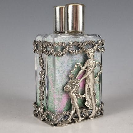 DOS FRASCOS PARA SALES de la época del Art Nouveau