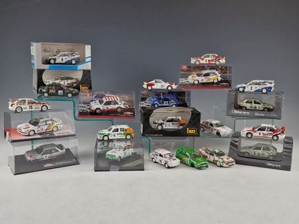 CONJUNTO DE 22 COCHES EN MINIATURA DEL RALLY DE MO