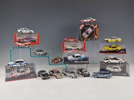 CONJUNTO DE 21 COCHES EN MINIATURA DEL RALLY DE MO