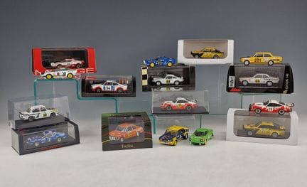 CONJUNTO DE 16 COCHES EN MINIATURA DEL RALLY DE MO