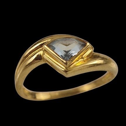 ANILLO VOLUTA, circa 1980, de oro amarillo de 750 