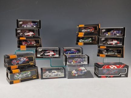 CONJUNTO DE 17 COCHES EN MINIATURA DEL RALLY DE MO