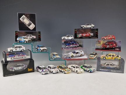CONJUNTO DE 23 COCHES EN MINIATURA DEL RALLY DE MO