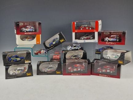 CONJUNTO DE 17 COCHES EN MINIATURA DEL RALLY DE MO