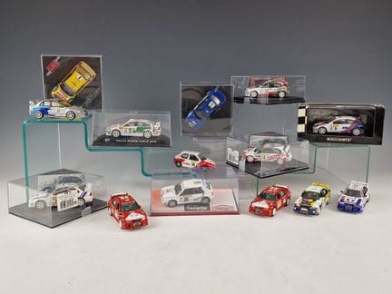 CONJUNTO DE 14 COCHES EN MINIATURA DEL RALLY DE MO