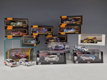 CONJUNTO DE 15 COCHES EN MINIATURA DEL RALLY DE MO