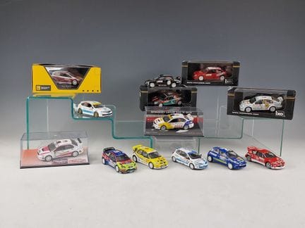 CONJUNTO DE 13 COCHES EN MINIATURA DEL RALLY DE MO