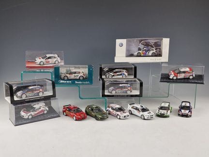 CONJUNTO DE 14 COCHES EN MINIATURA DEL RALLY DE MO