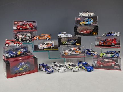 CONJUNTO DE 23 COCHES EN MINIATURA DEL RALLY DE MO