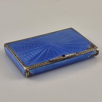 CABALLETE PARA CIGARRILLOS de la primera mitad del